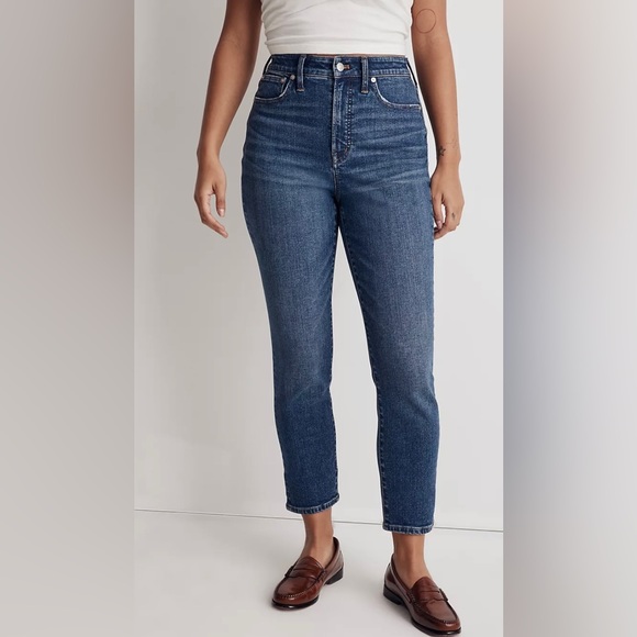 Madewell Denim - Madewell The Curvy Perfect Vintage Jean Manorford Wash Instacozy Edition size 33